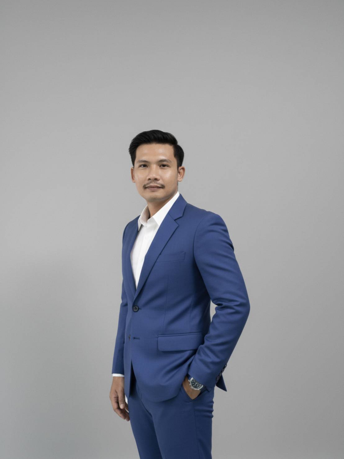 นายธนาวุฒิ  เผนานนท์