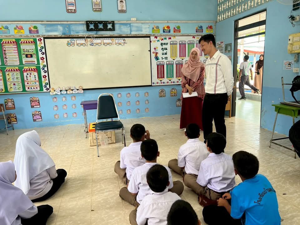 “ผนึกพลัง สร้างขวัญกำลังใจ”