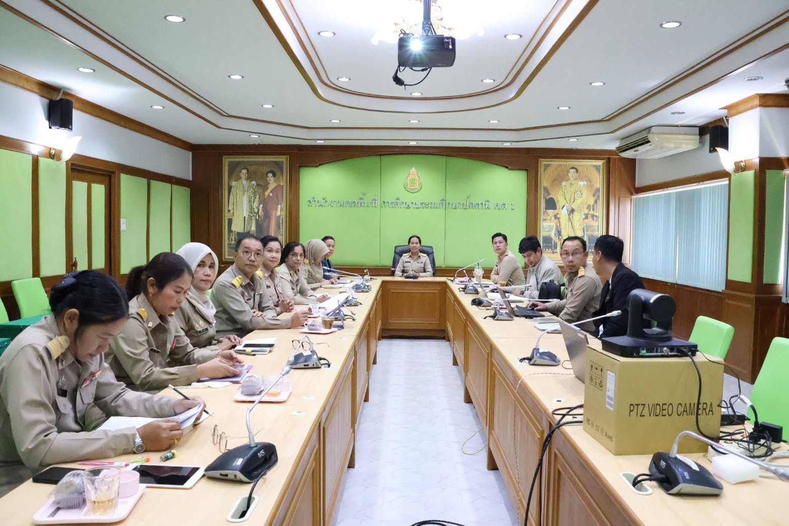 ประชุมชี้แจงคณะกรรมการดำเนินการจัดสอบทางการศึกษาระดับชาติขั้นพื้นฐาน (O-NET) ด้วยระบบดิจิทัล (Digital Testing)  ปีการศึกษา 2568 ระดับสนามสอบ ผ่านระบบออนไลน์
