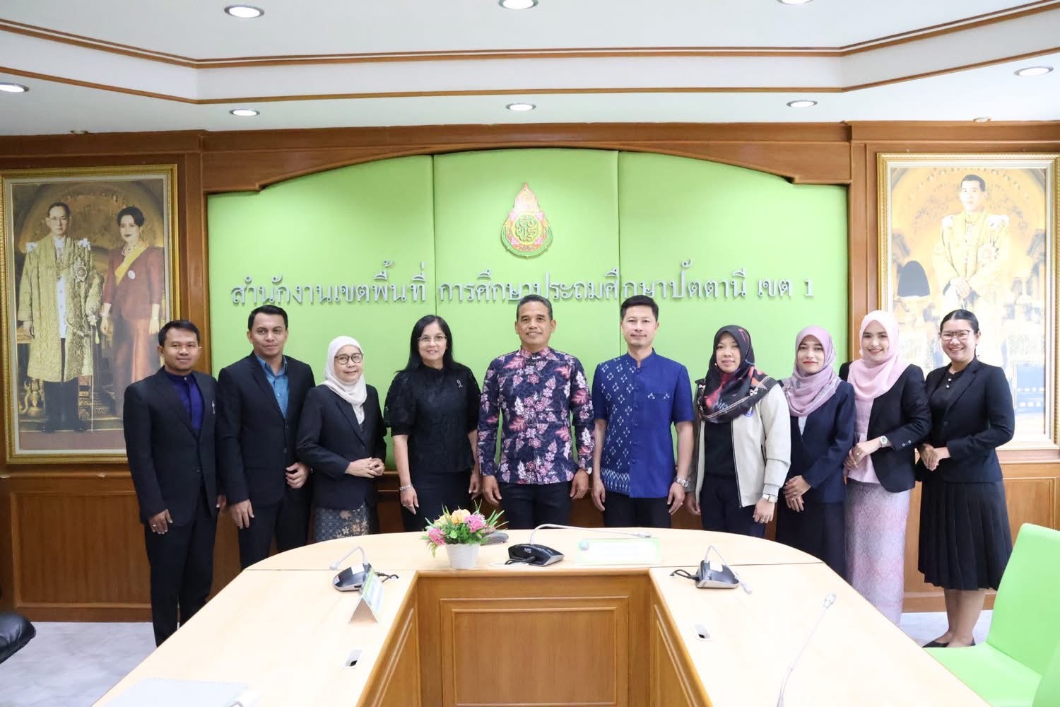 รับรายงานตัว ศน.ใหม่