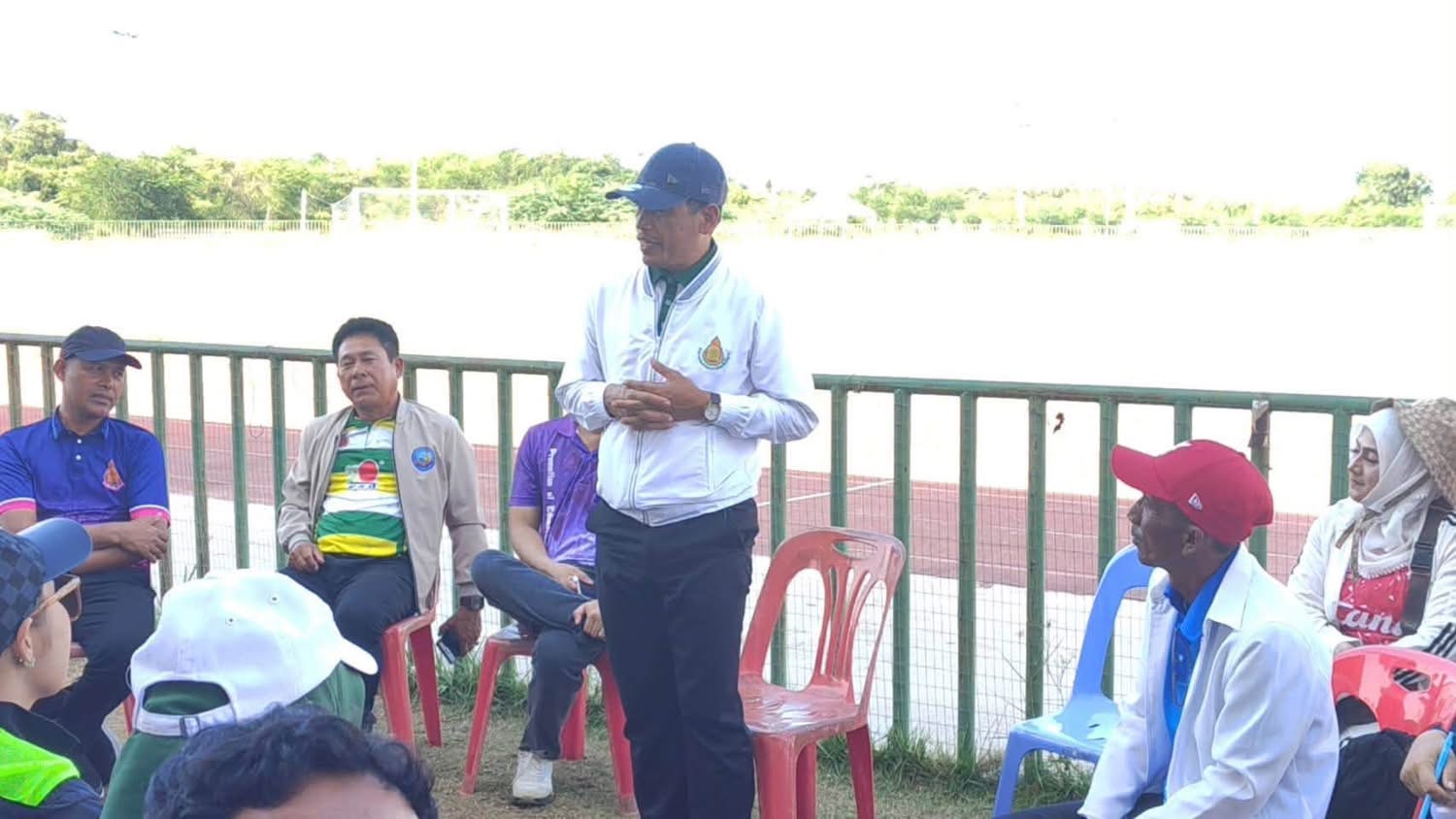 ผอ.สพป.ปัตตานี เขต 1 ลงพื้นที่ตรวจเยี่ยมความพร้อมการจัดพิธีเปิดการแข่งขัน "ชบาเกมส์ตานี 1"