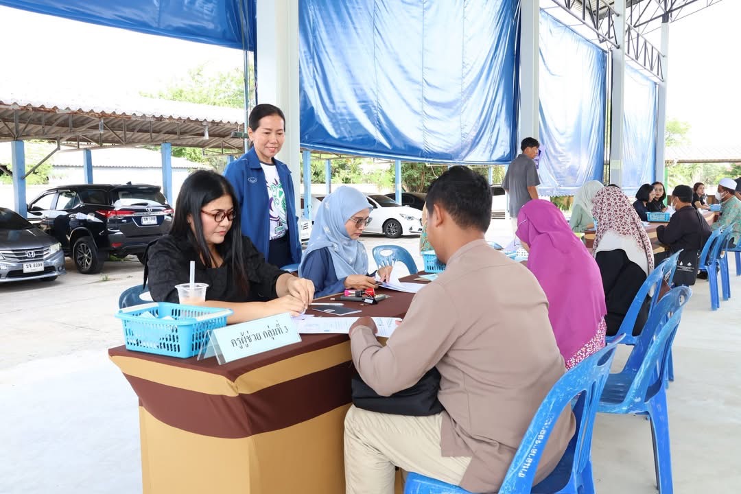 บรรยากาศวันสุดท้ายในการรับสมัครบุคคลเพื่อสรรหา คัดเลือก เพื่อจัดจ้างเป็นลูกจ้างชั่วคราว
